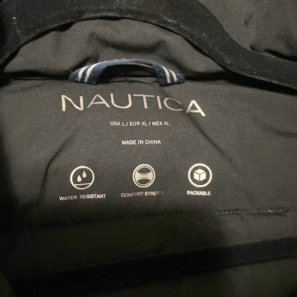 Nautical coat sz xl. This is a very nice winter coat that will keep you warm 🧥 - Picture 6 of 7